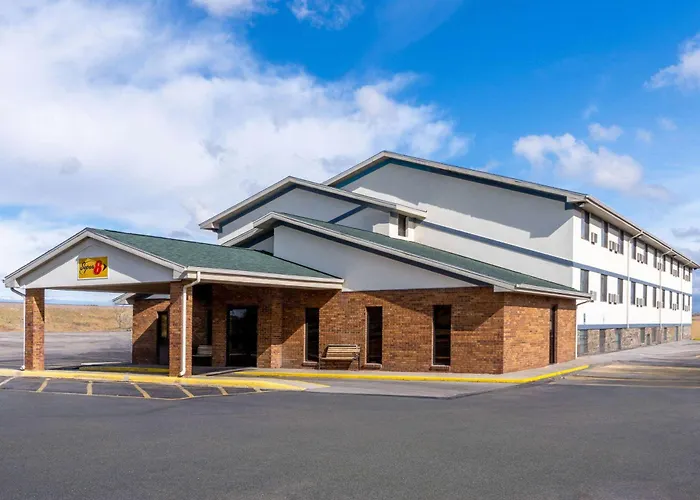 Super 8 By Wyndham Cheyenne Wy